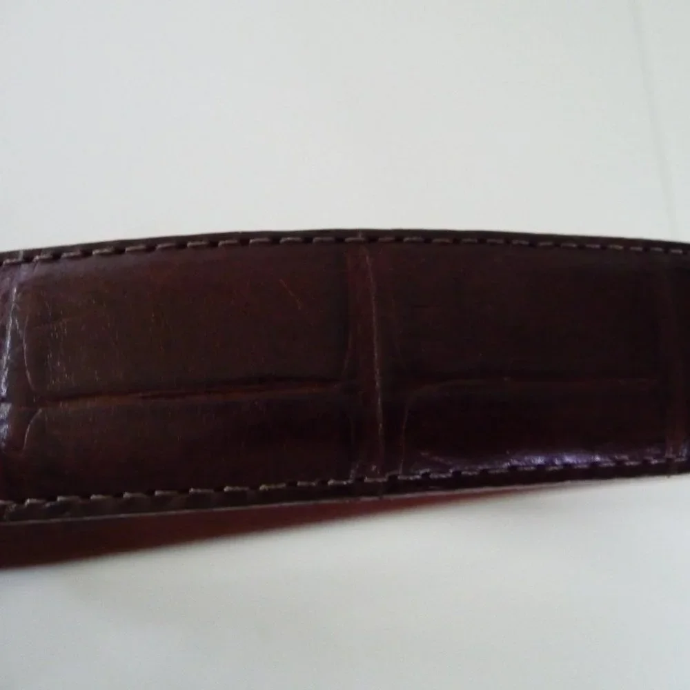 BRIGHTON FOR DISNEY RARE EMBOSSED REPTILE BROWNLEATHER BELT WITH DISNEY CHARA… - Picture 6 of 6